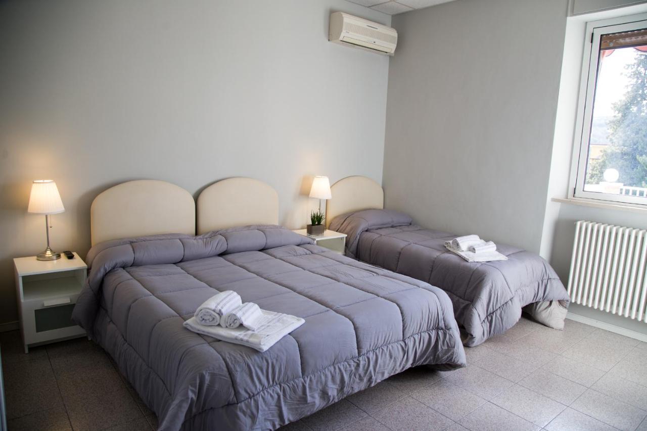 Hotel Lidia Mergo ภายนอก รูปภาพ